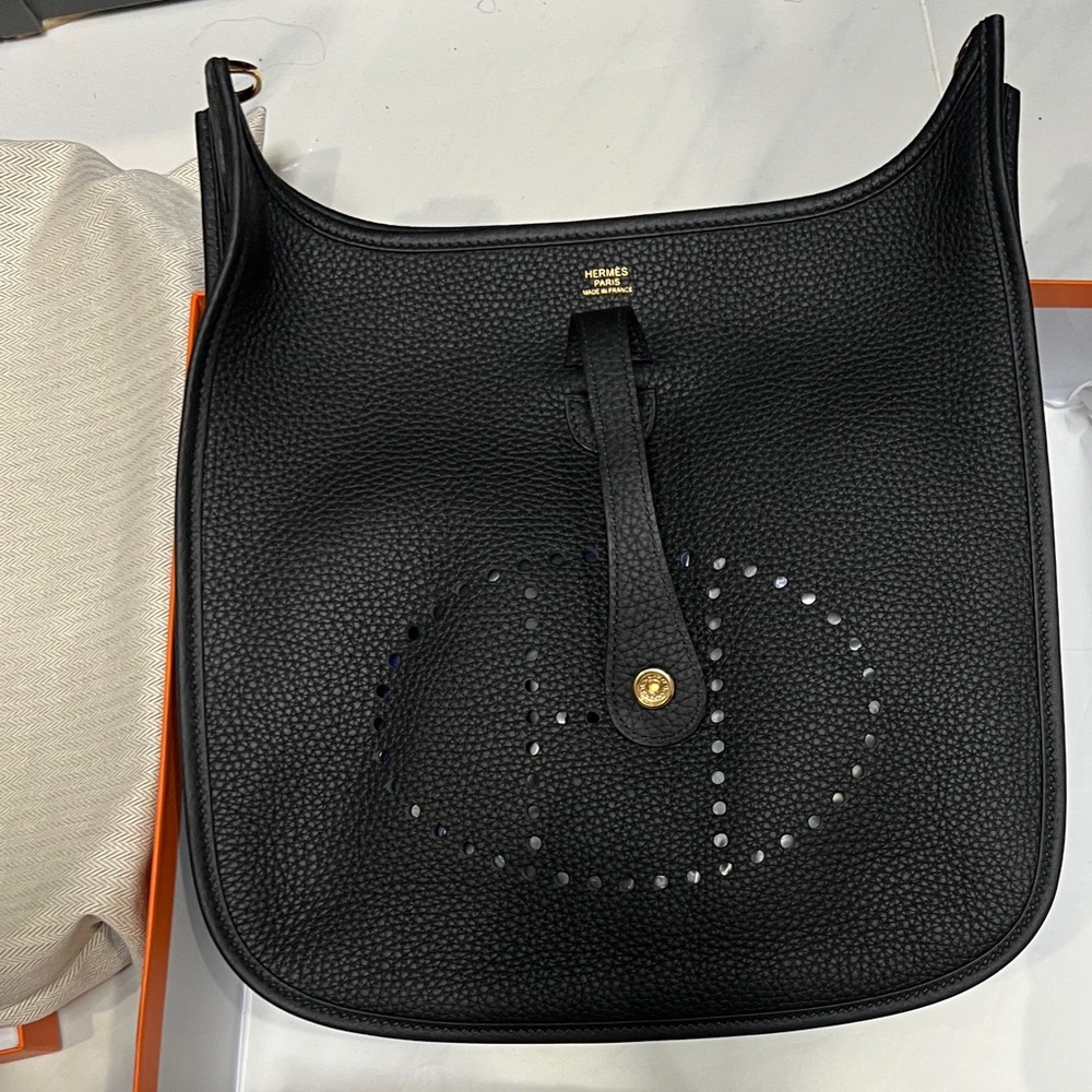 BNIB Hermes Black GM Evelyne Shoulder Bag (Giftable)